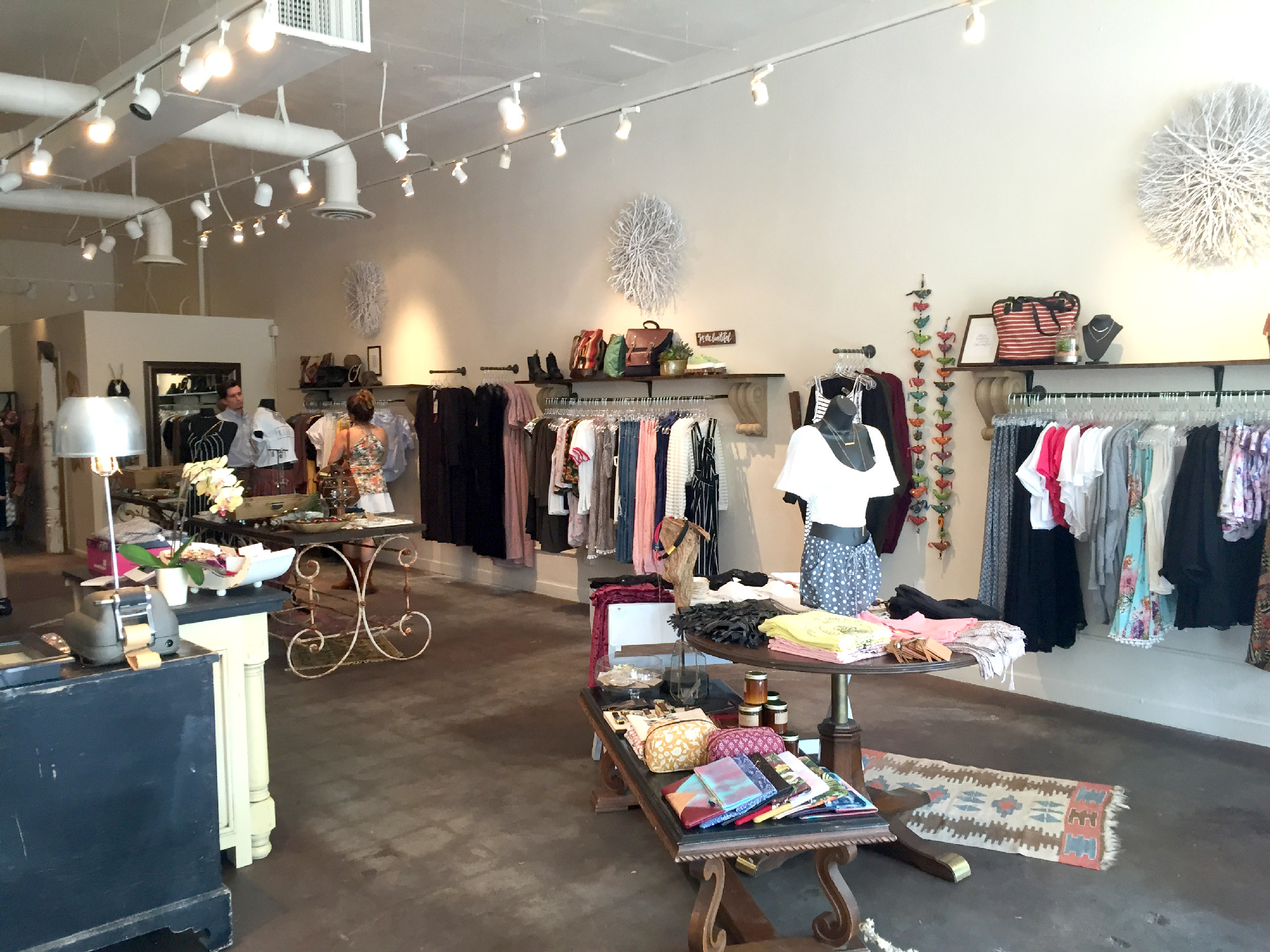 K2 Boutique Grand Opening and Giveaway - Sedberry & Associates